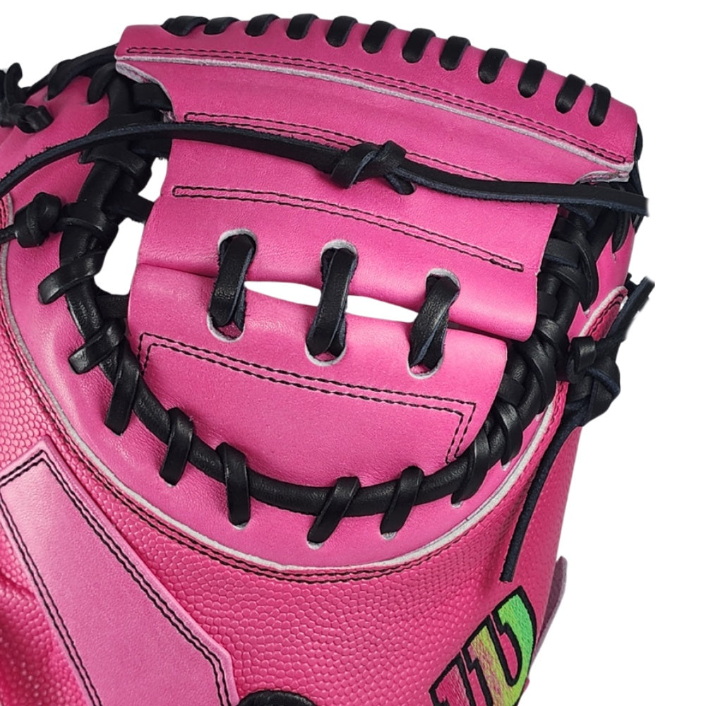 Wilson Custom Flamingo Pink A2000 M1D 33.5” Baseball Catchers Mitt