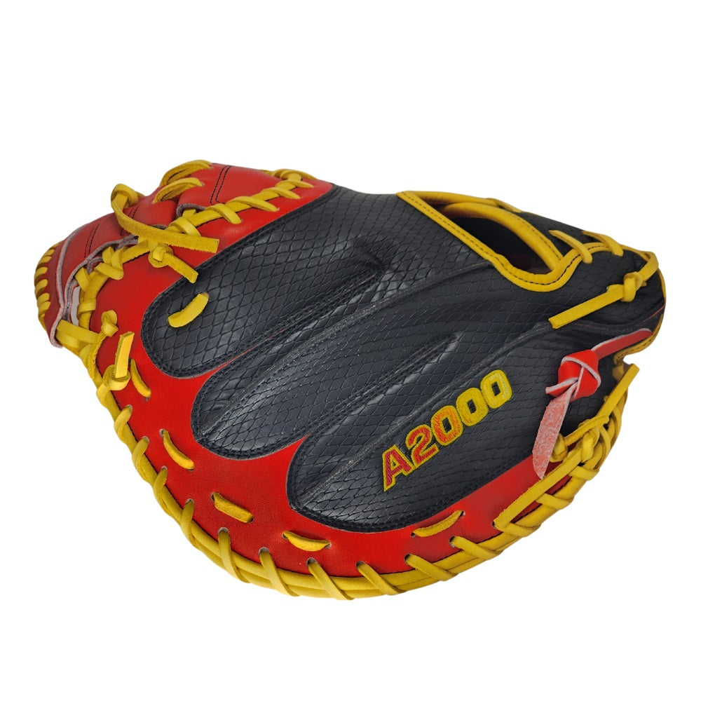 Wilson Custom Black and Red A2000 CM33 Catcher's Mitt