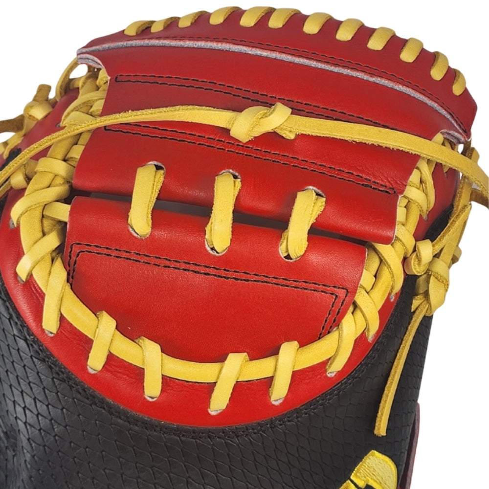 Wilson Custom Black and Red A2000 CM33 Catcher's Mitt
