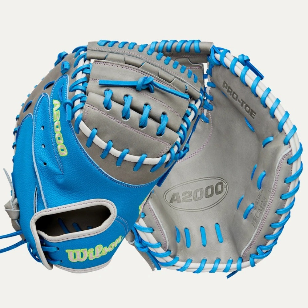 Wilson Fall 2025 A2000® FPCM23 34” Fastpitch Catcher’s Mitt: WBW10349134