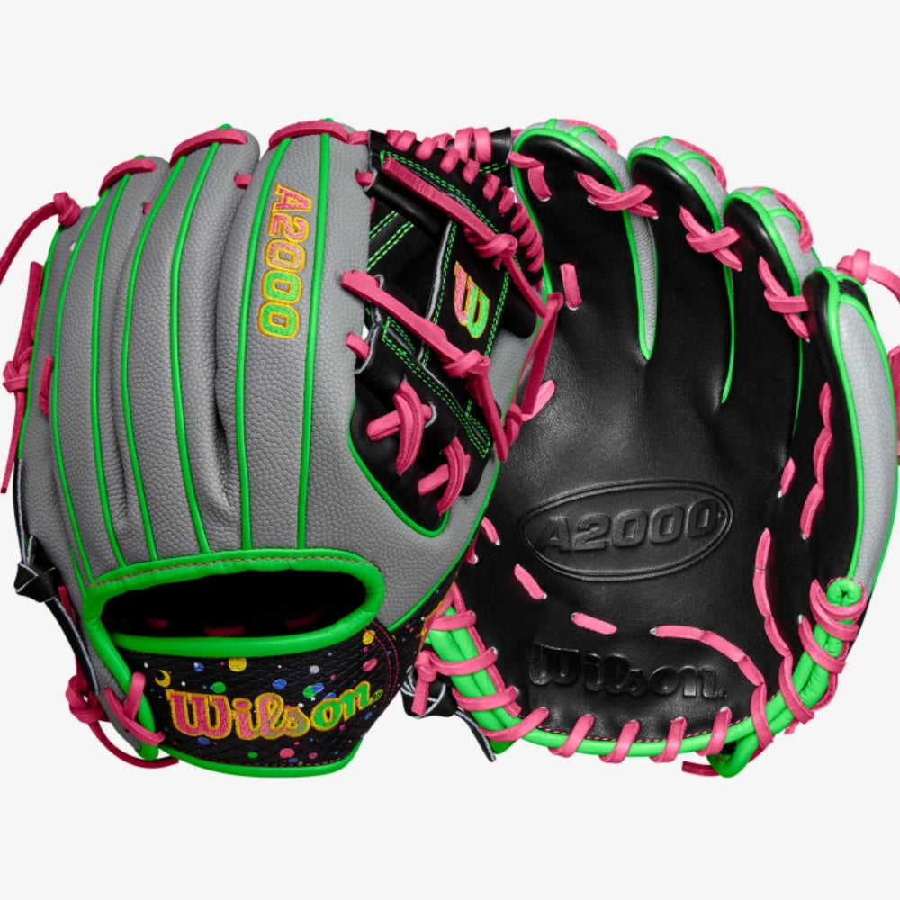 Wilson Winter 2024 A2000® 1786 Splatter Infield Baseball Glove: WBW102523115