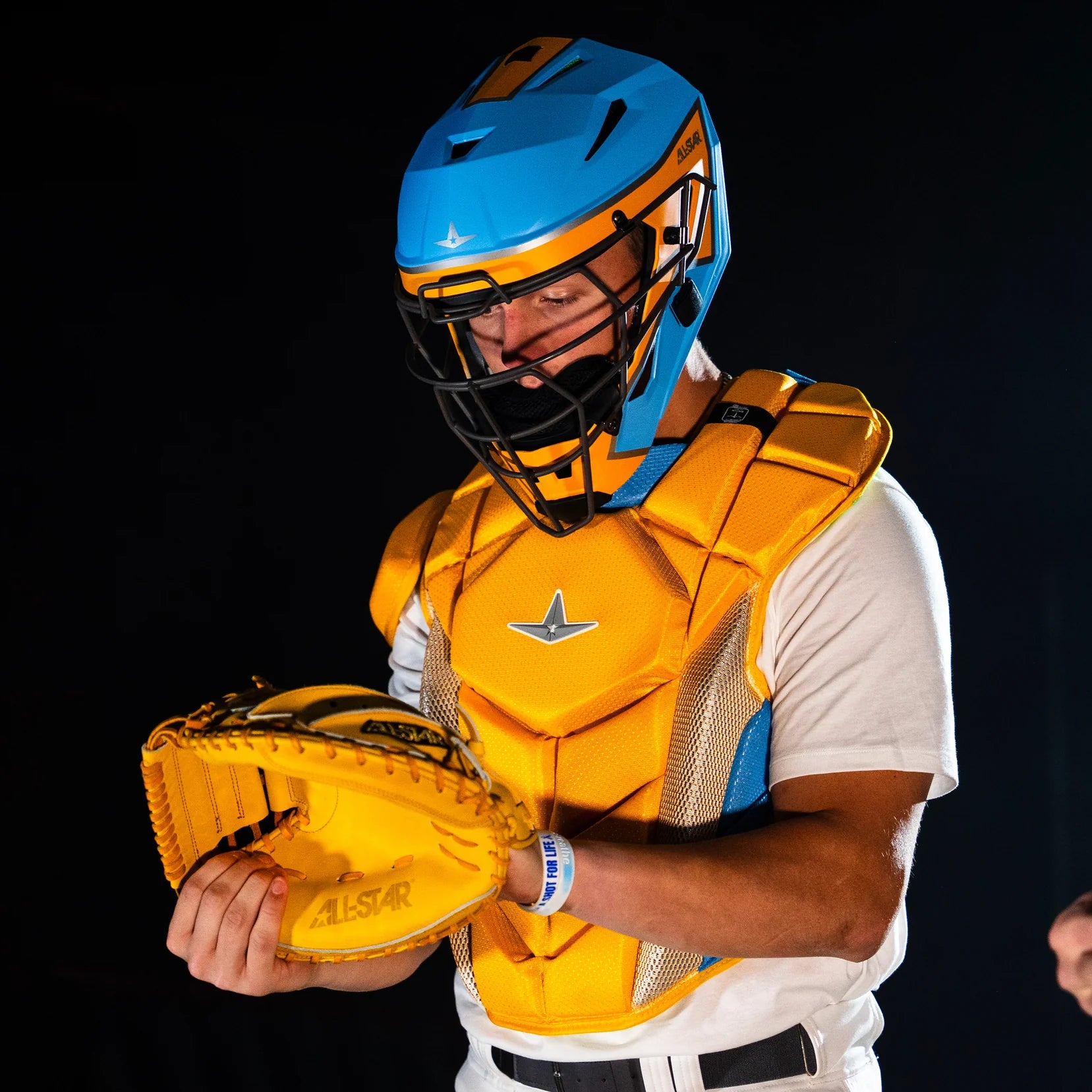 All Star MVP-PRO Short Fuse Series™ Intermediate Catching Kits: CKCC-5-LT-MED-GO_SB_SV