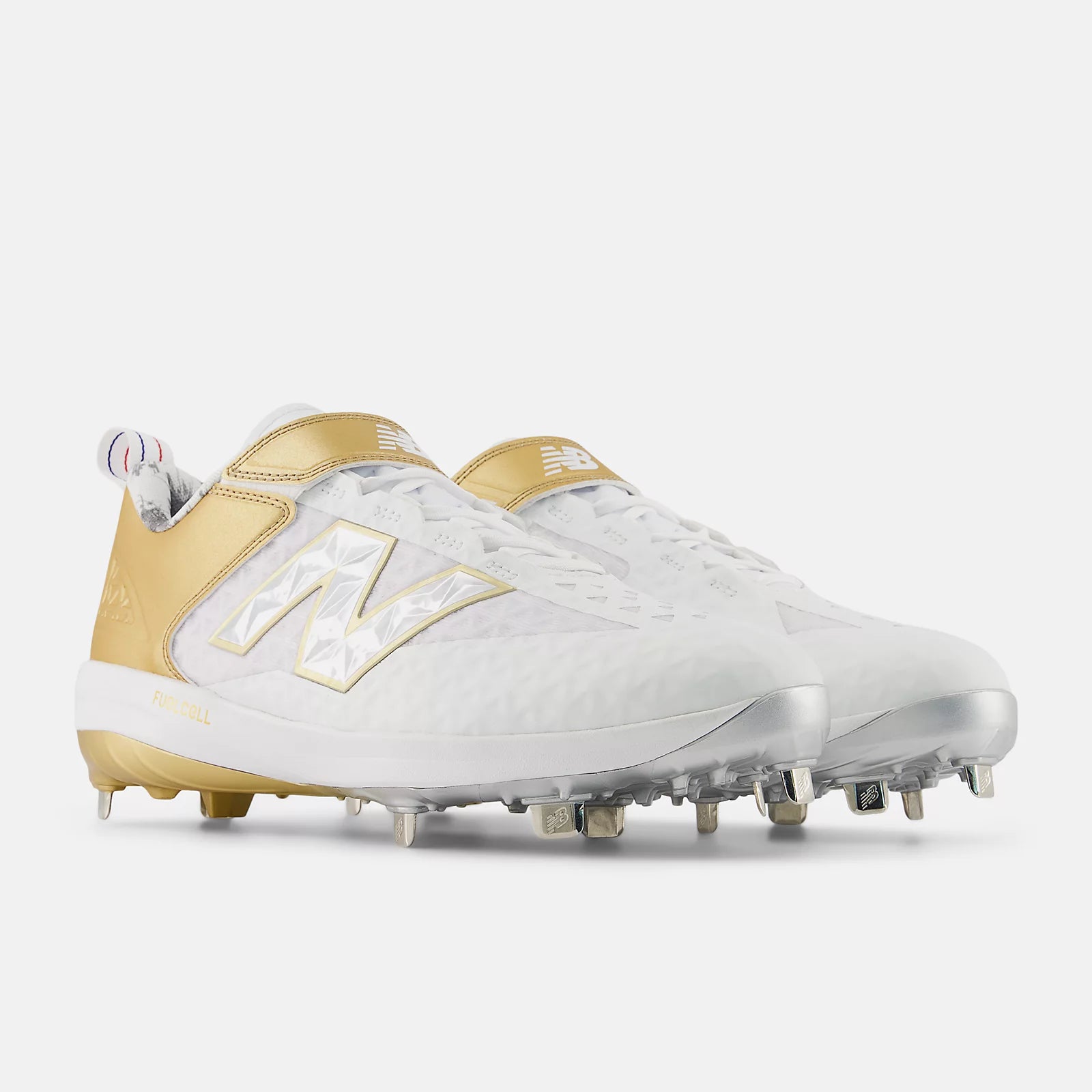 New Balance White and Gold FuelCell 4040 v8: L4040HC8