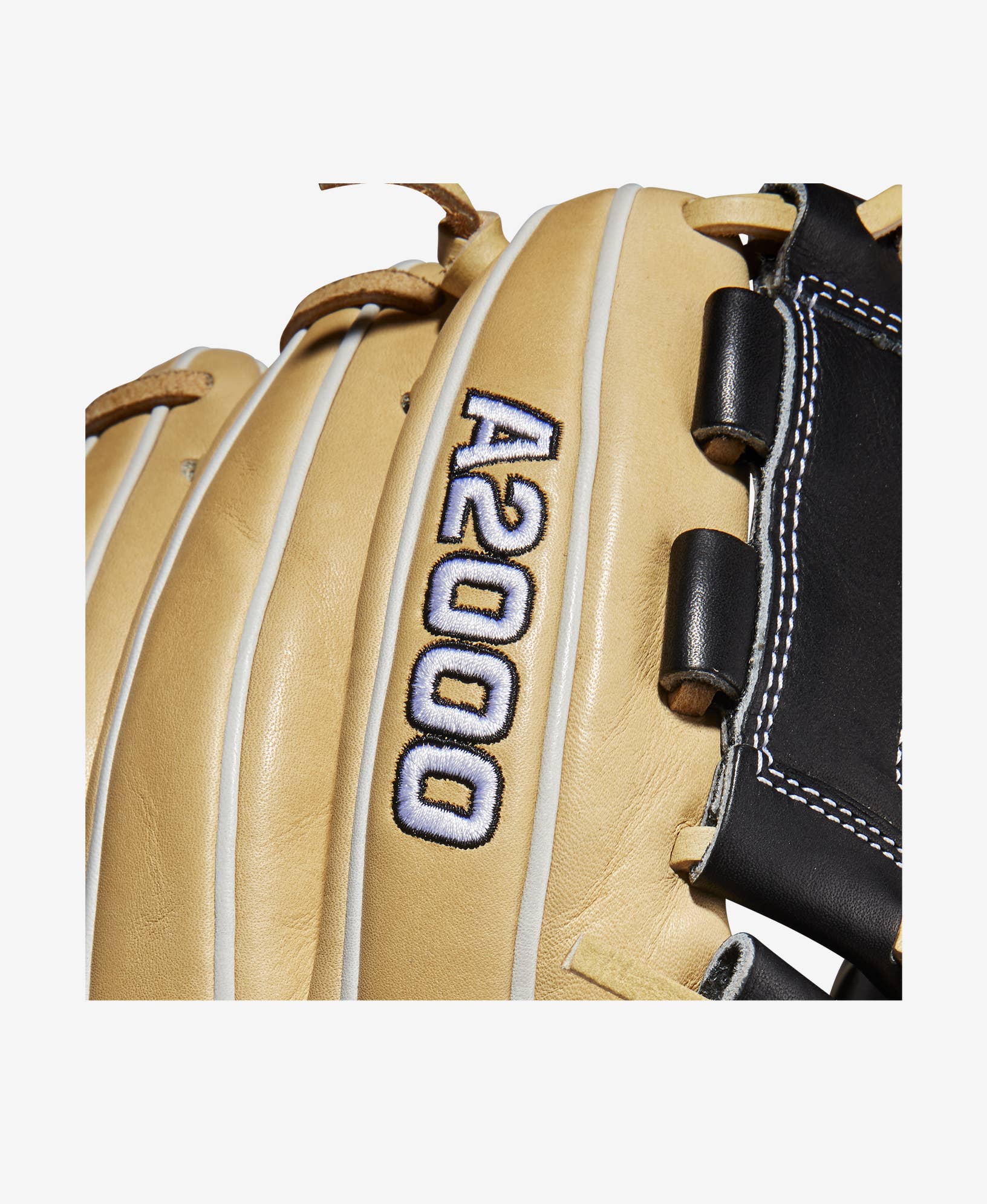 Wilson 2022 A2000 P12 12" Pitcher's Glove
