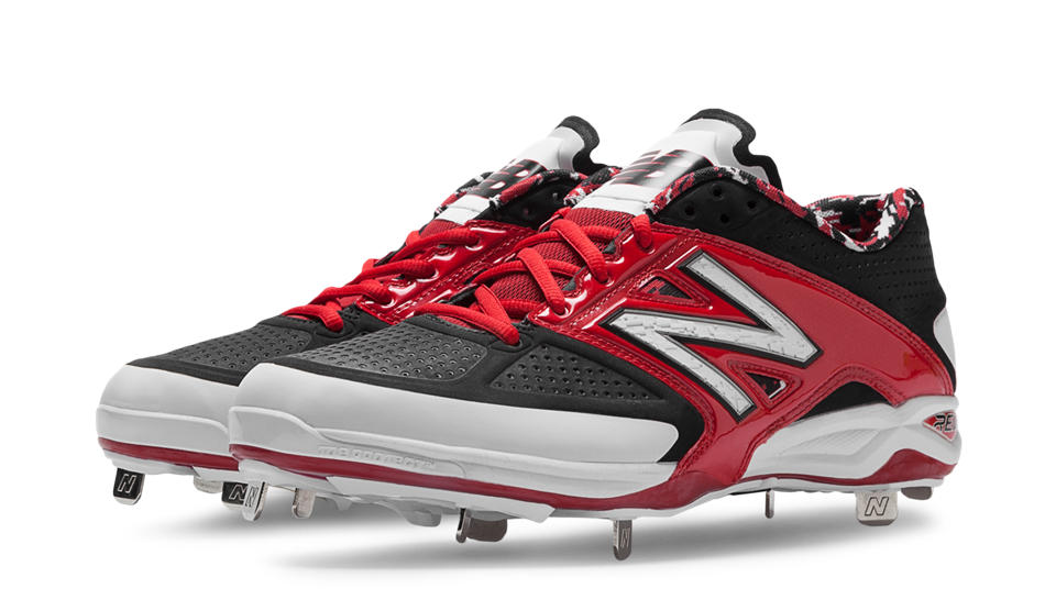 New Balance - Red/Black Low Baseball Spikes (L4040BR2)