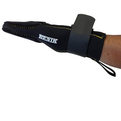 Benik - Black Base-Running Mitt - Closed Thumb (W-137B)