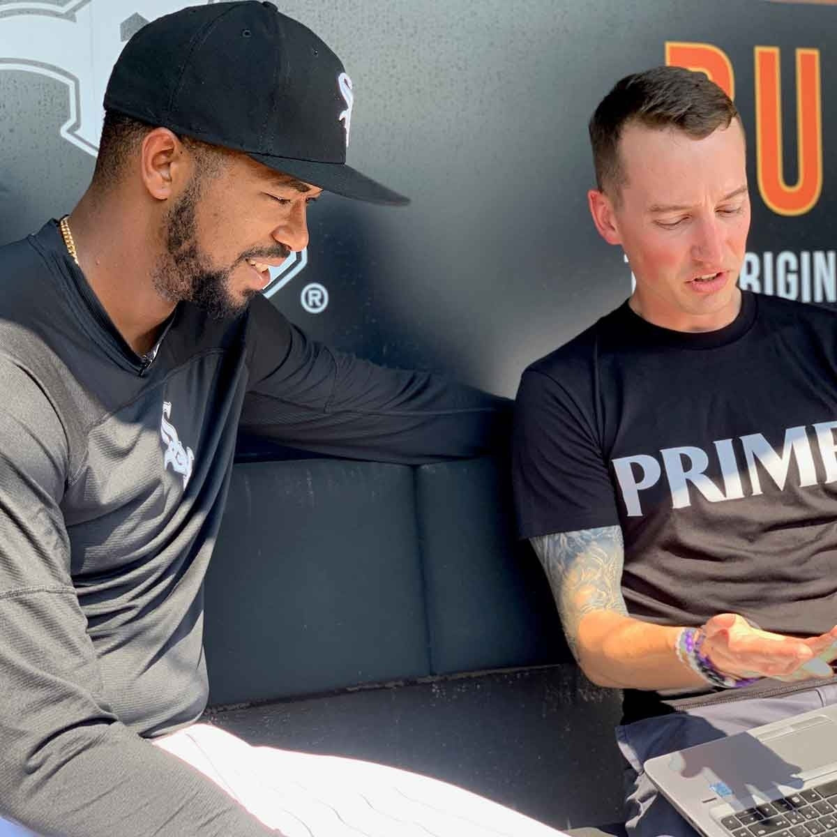 MLB Prime Signature Series Eloy Jimenez Game Model (WBL2438010)