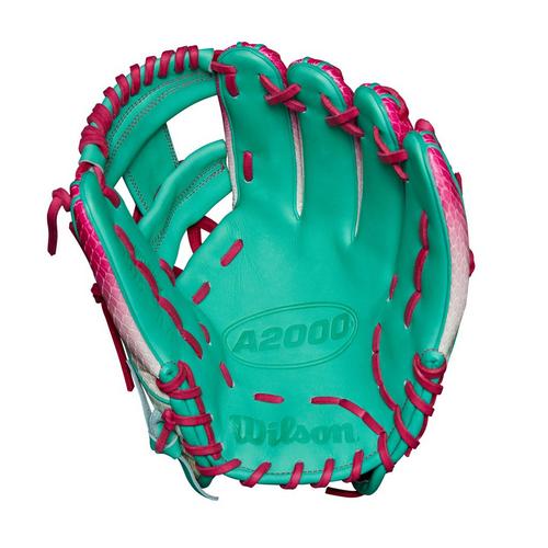 Wilson A2000 1975 September 2024 Glove of the Month: WBW1027891175