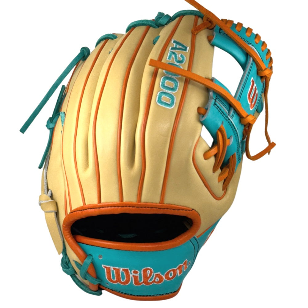 Wilson Custom A2000 1786 11.5" Infield Glove