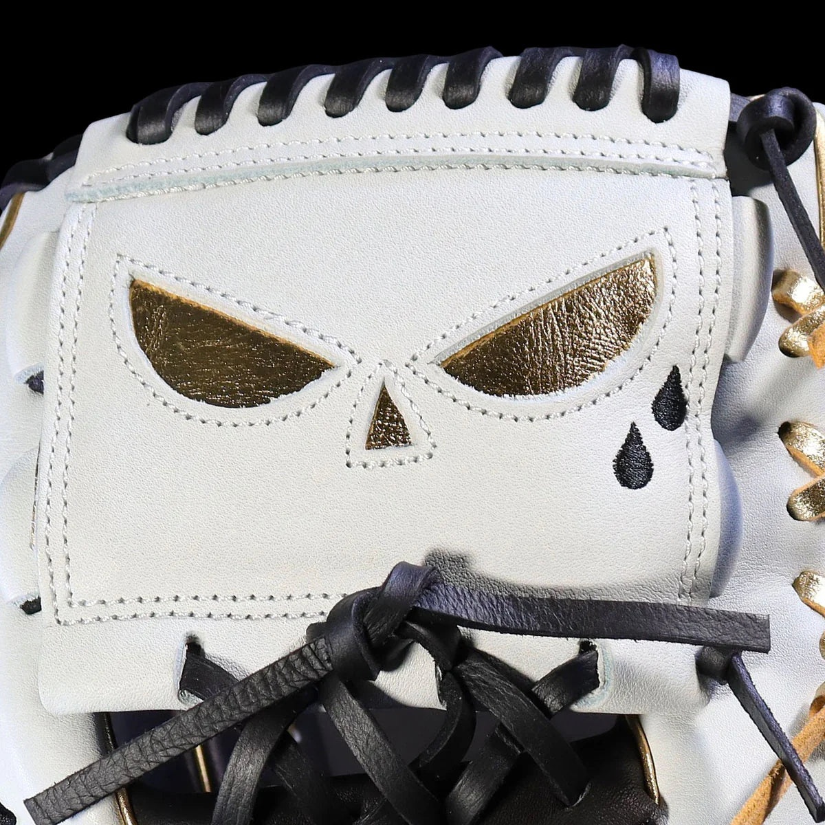 The Shadow 28: Slash 11.75" Baseball Infield Glove