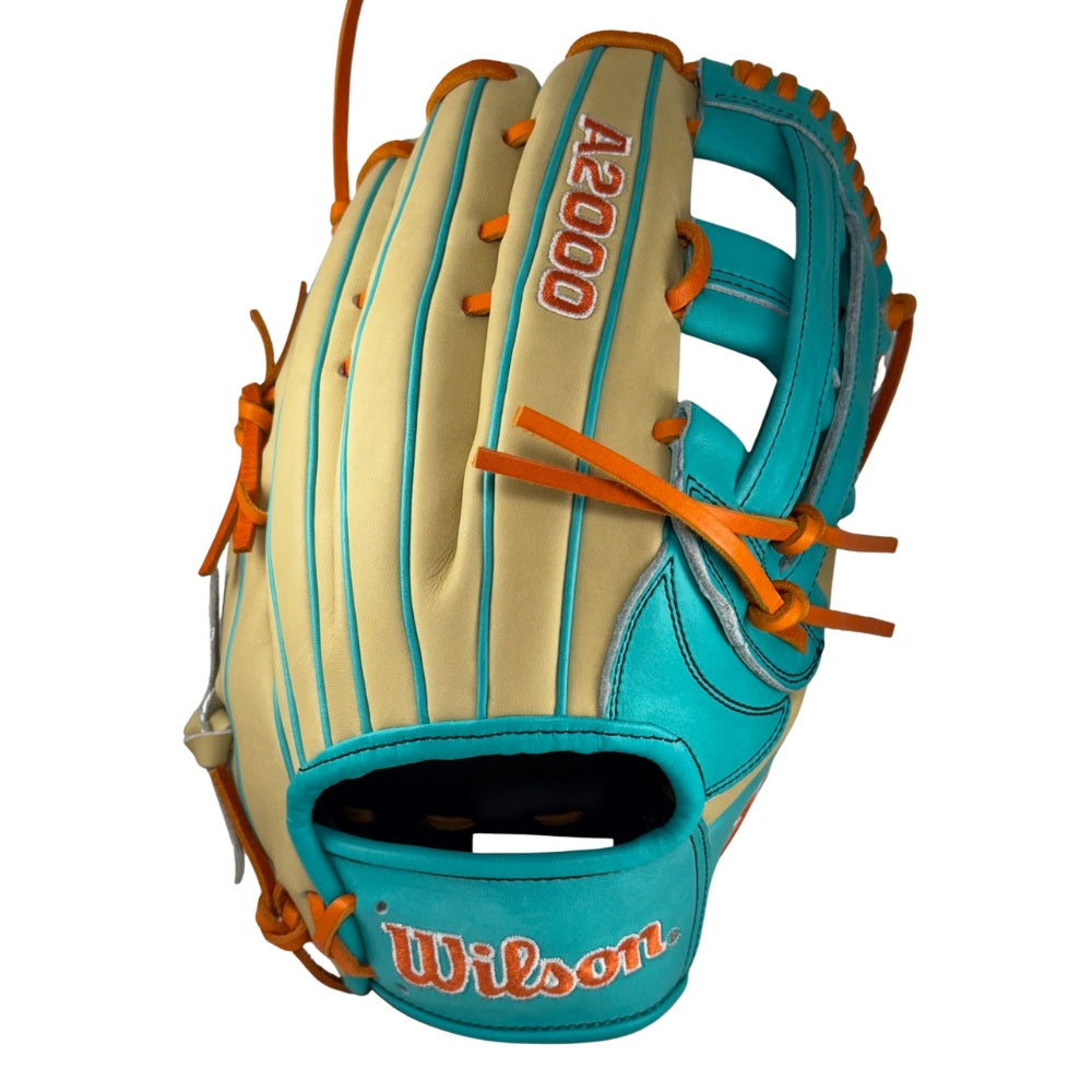 Wilson Custom A2000 1777 Blonde and Teal 12.75" Outfield Glove