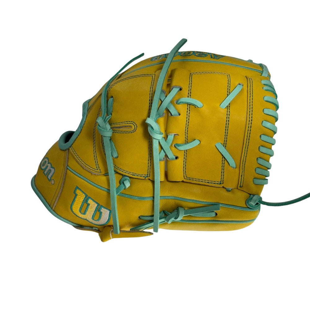 Wilson Custom A2000 B2 Yellow Gold 12” Pitcher's Baseball Glove