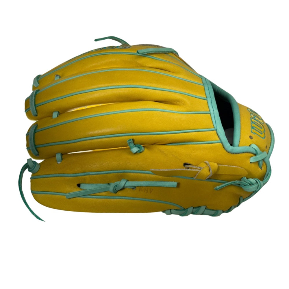 Wilson Custom A2000 B2 Yellow Gold 12” Pitcher's Baseball Glove