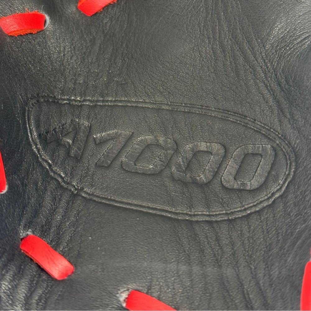 Wilson 2027 Custom A1000® DP15 Firebird 11.5” Infield Baseball Glove: WBG24601RT115