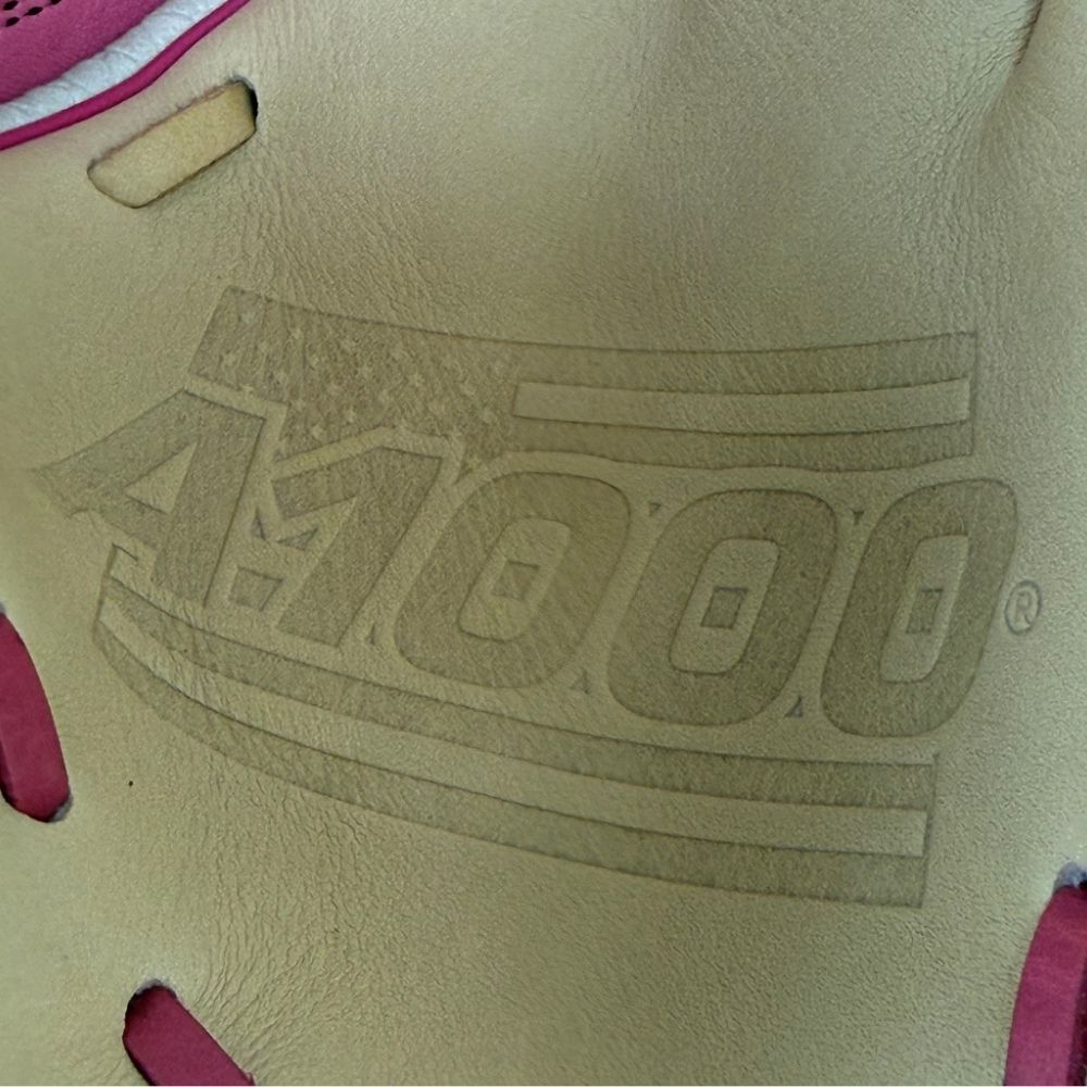 Wilson 2027 Custom A1000 P12 Fastpitch Glove: WBG25201RT12