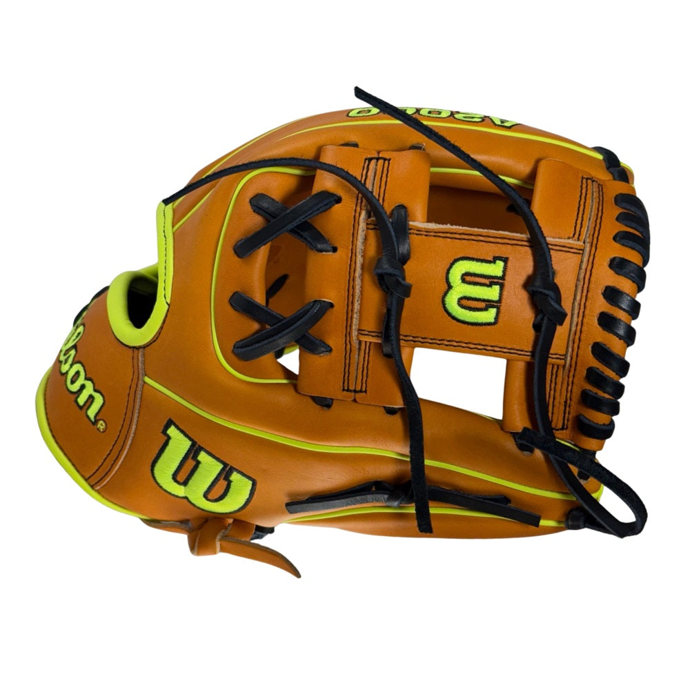 Wilson Custom A2000 1975 11.75” Infield Baseball Glove