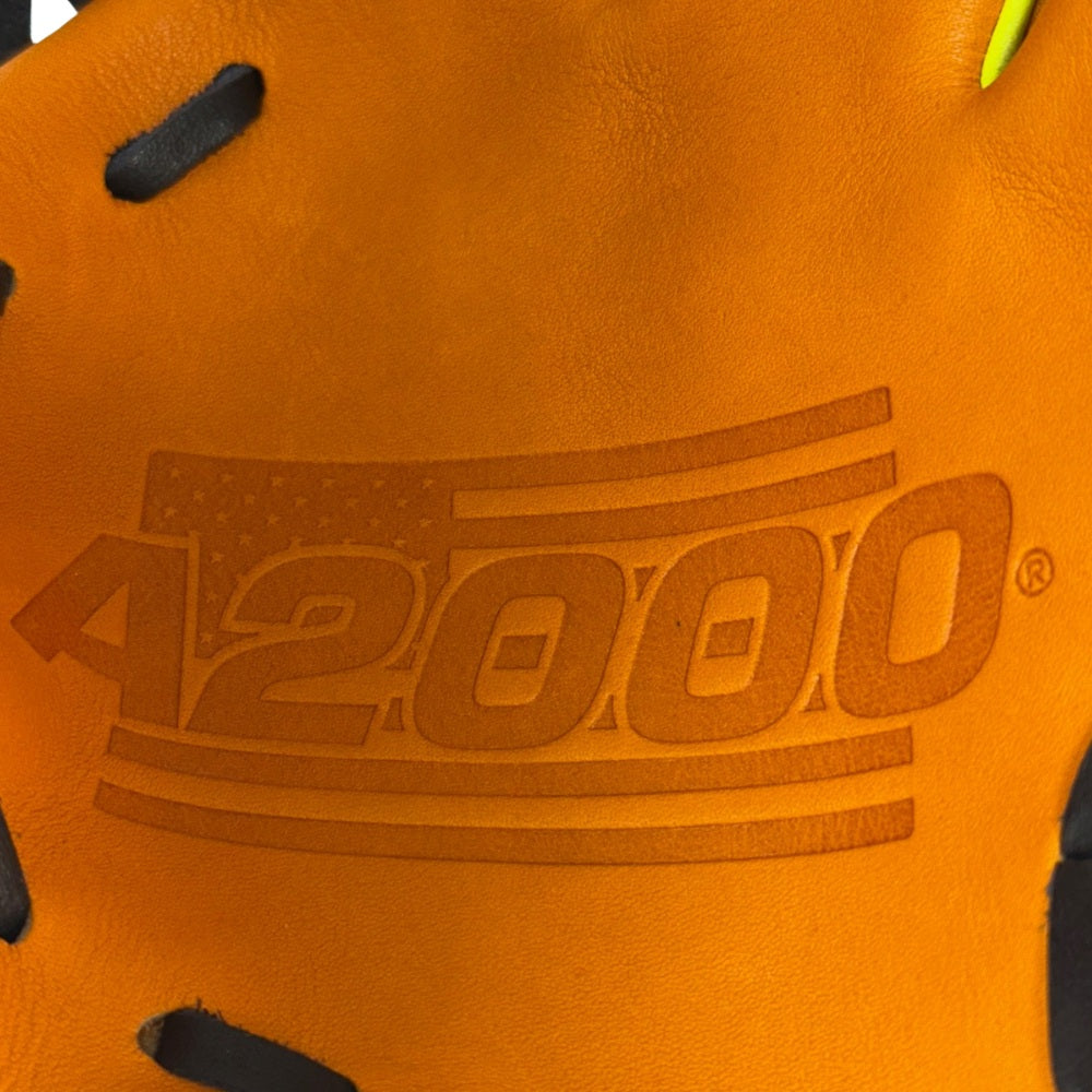 Wilson Custom A2000 1975 11.75” Infield Baseball Glove