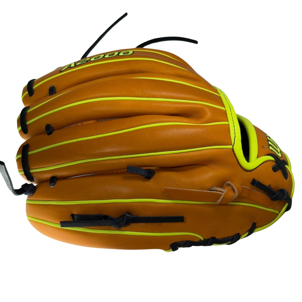 Wilson Custom A2000 1975 11.75” Infield Baseball Glove