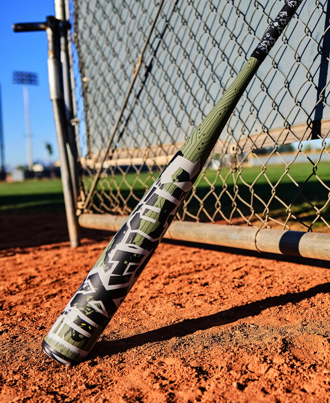 2027 DeMarini Exile™ (-3) BBCOR Baseball Bat: WBD2704010