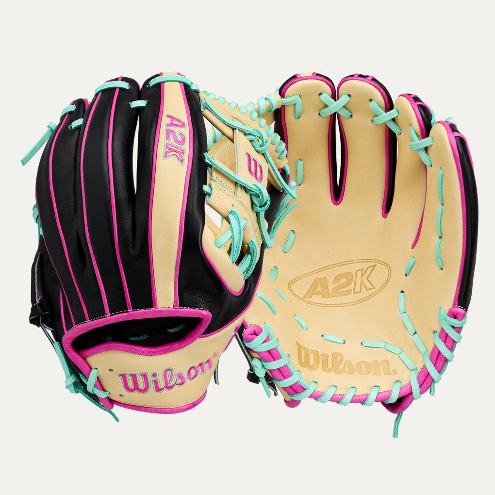 Wilson 2027 A2K® 1724 11.75” Infield Baseball Glove: WBG0010101RT1175