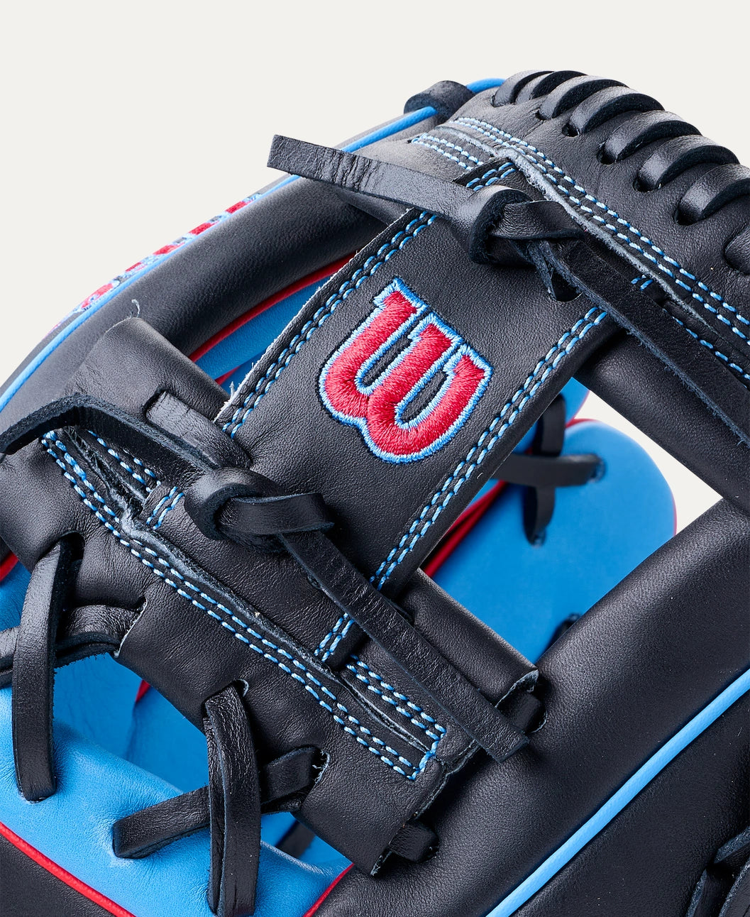 2027 Wilson A1000® DP15 11.5” Infield Baseball Glove: WBG02402RTDP15