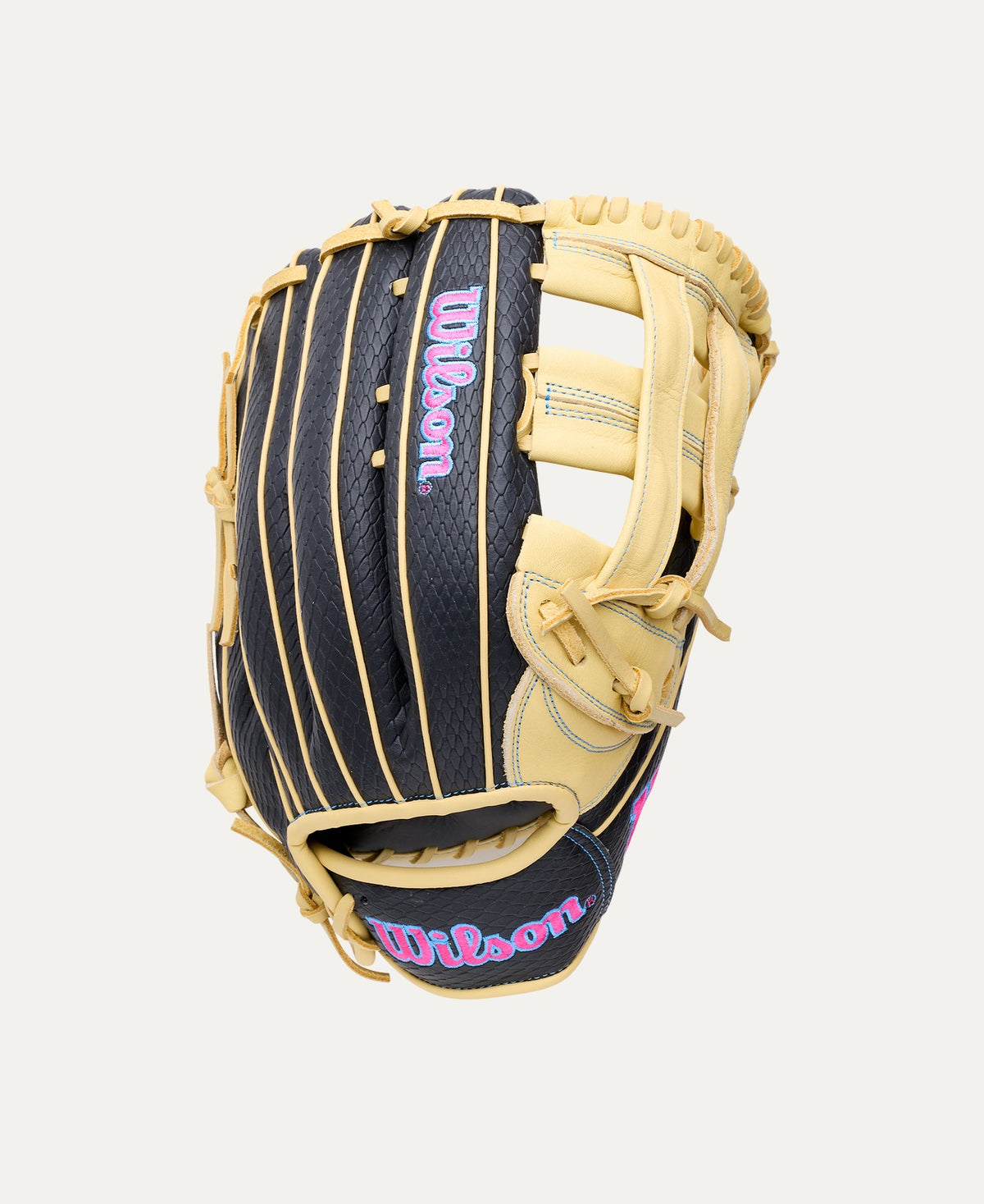 2027 Wilson A1000® 1750SS 12.5” Outfield Baseball Glove: WBG02901RT1750
