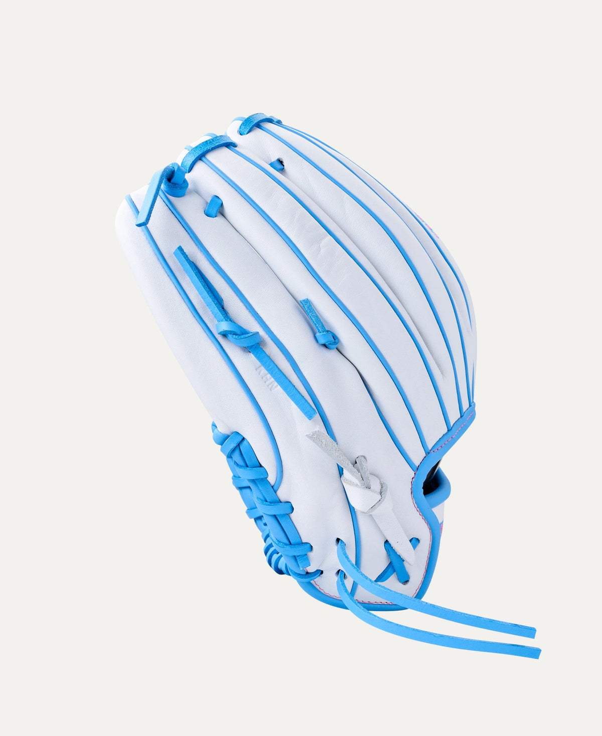 2027 Wilson A1000® H12 12” Fastpitch Softball Infield Glove: WBG03201RTH12