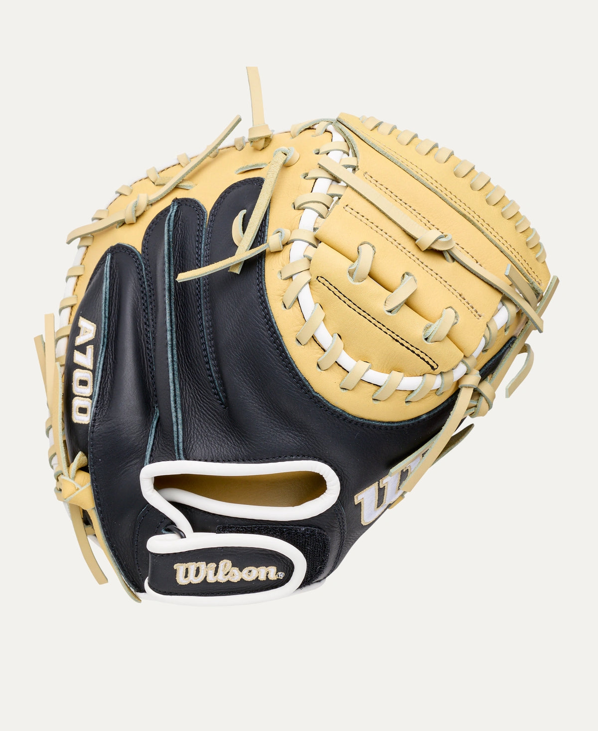 2027 Wilson A700® 32.5" Cather's Mitt: WBG04701RT325