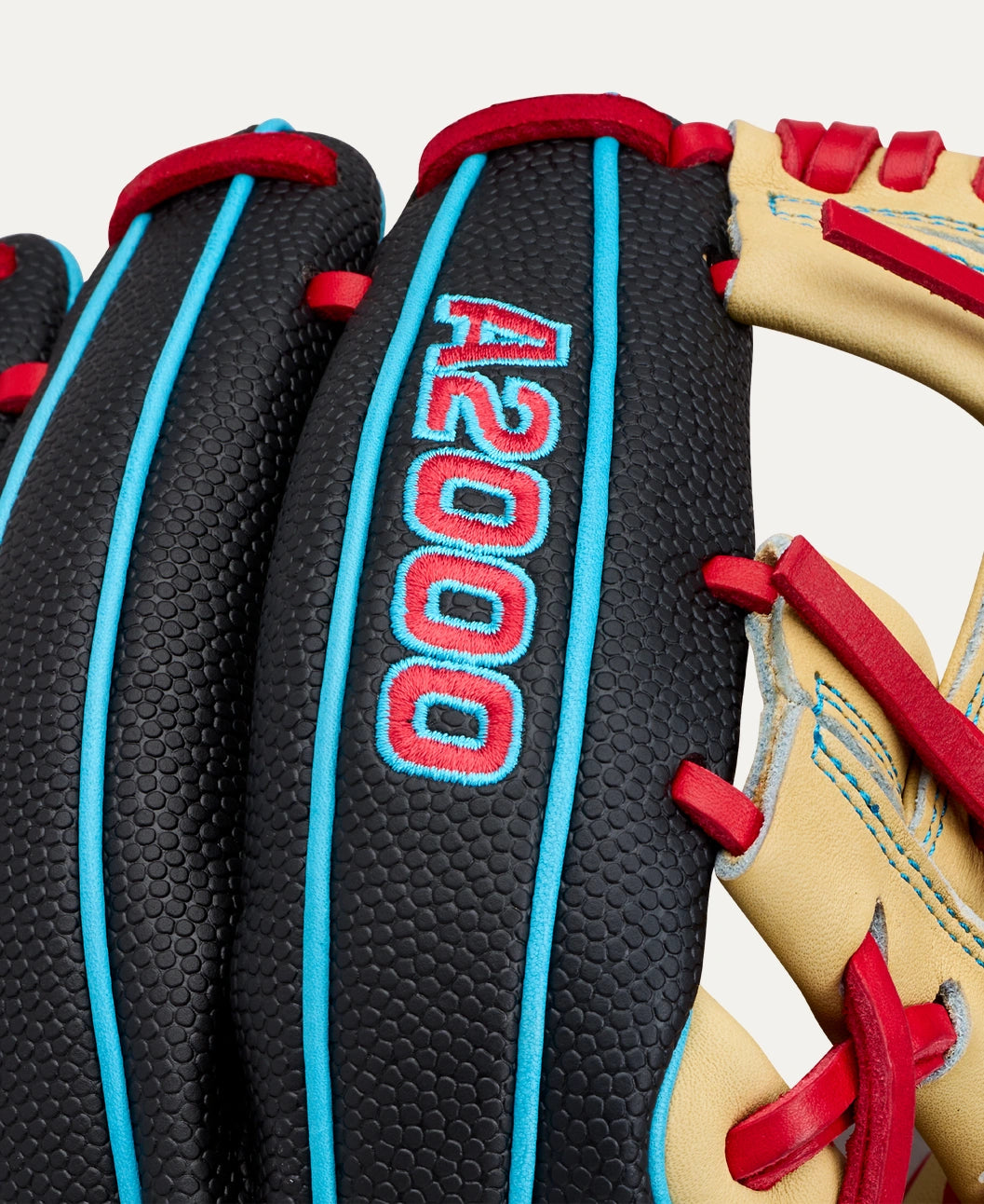Wilson 2027 A2000® DP15SS 11.5” Infield Baseball Glove: WBG05501RT115