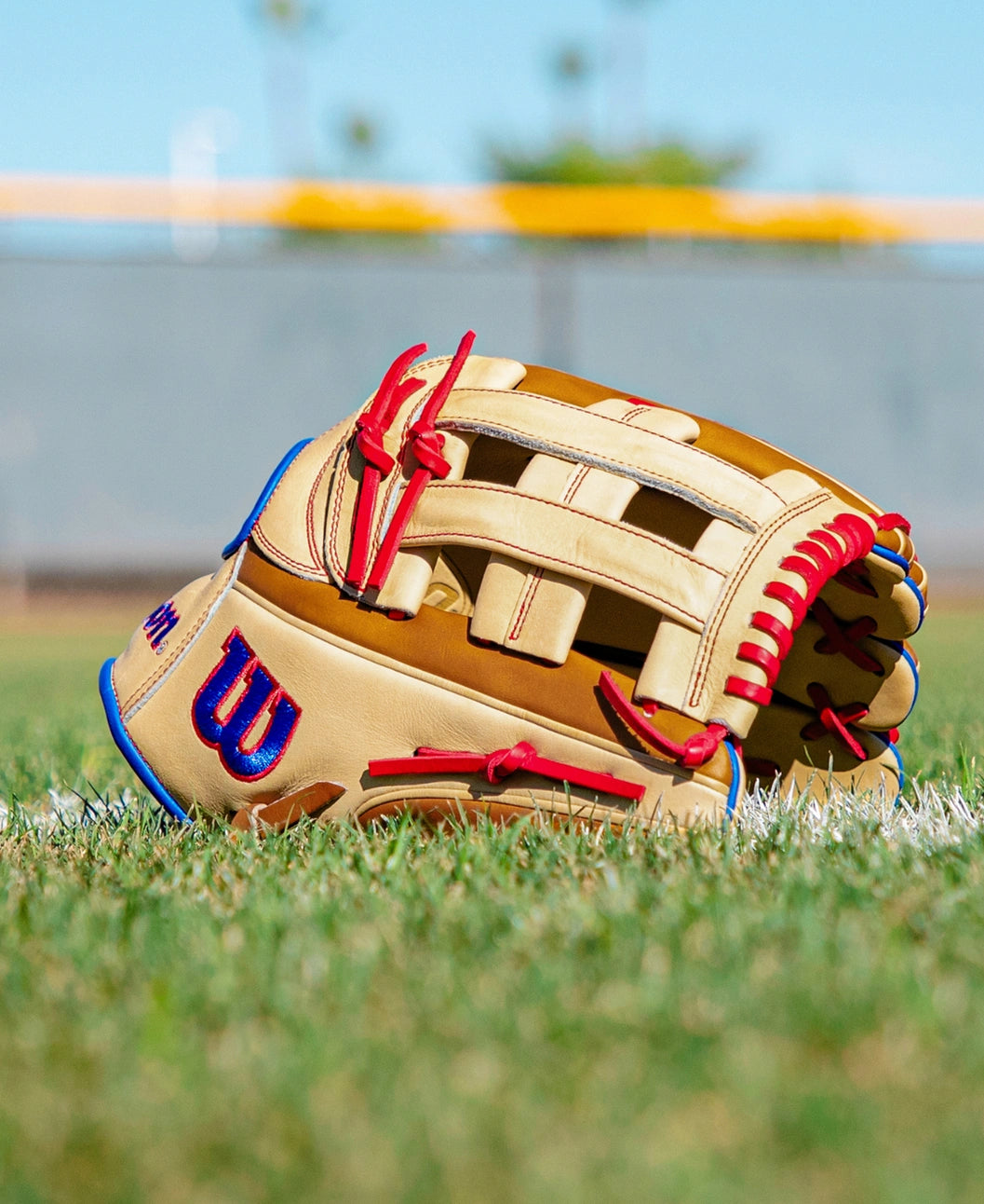 Wilson 2027 A2000® 1777 12.75” Outfield Baseball Glove: WBG06001RT1275