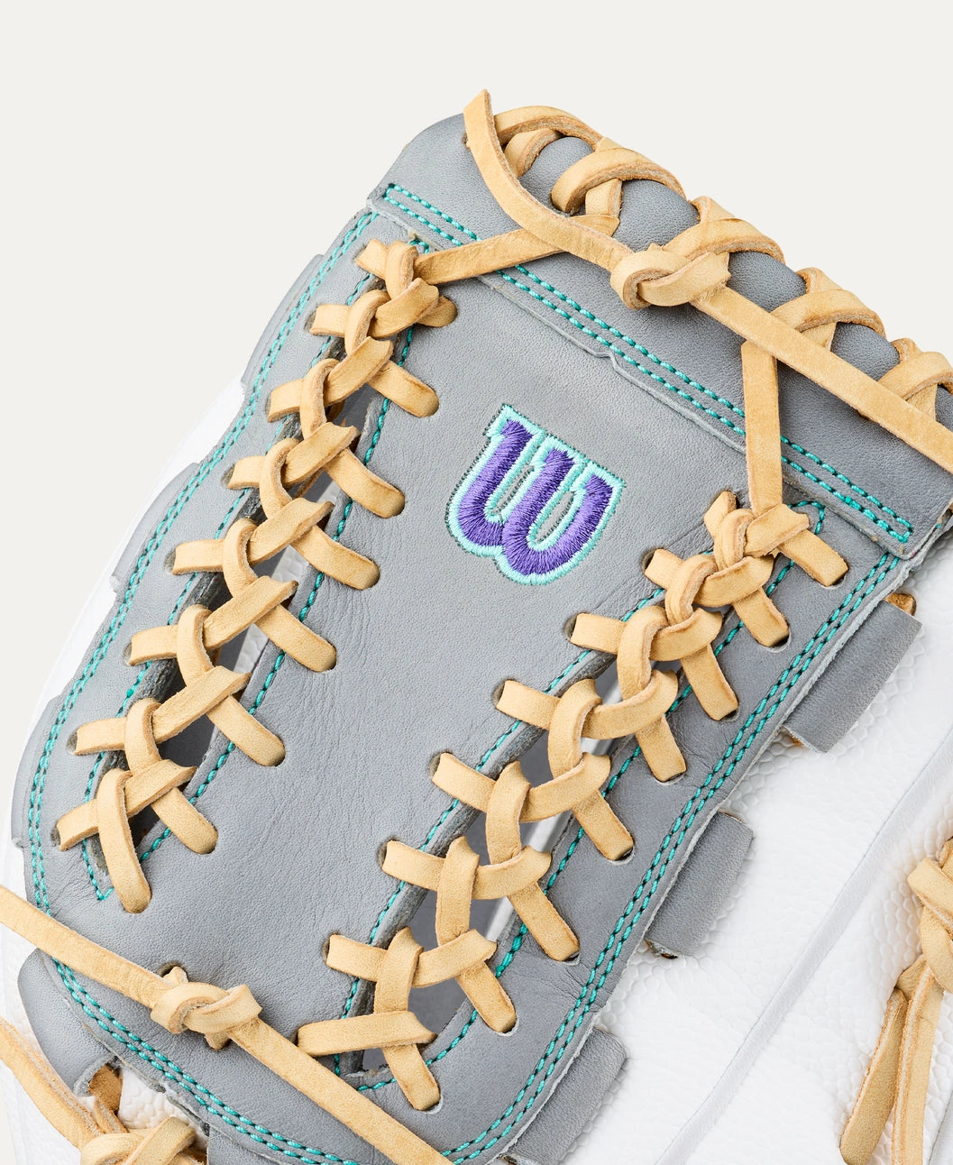 Wilson 2027 A2000® FPHGSS 12” Infield Fastpitch Glove: WBG07101RT12