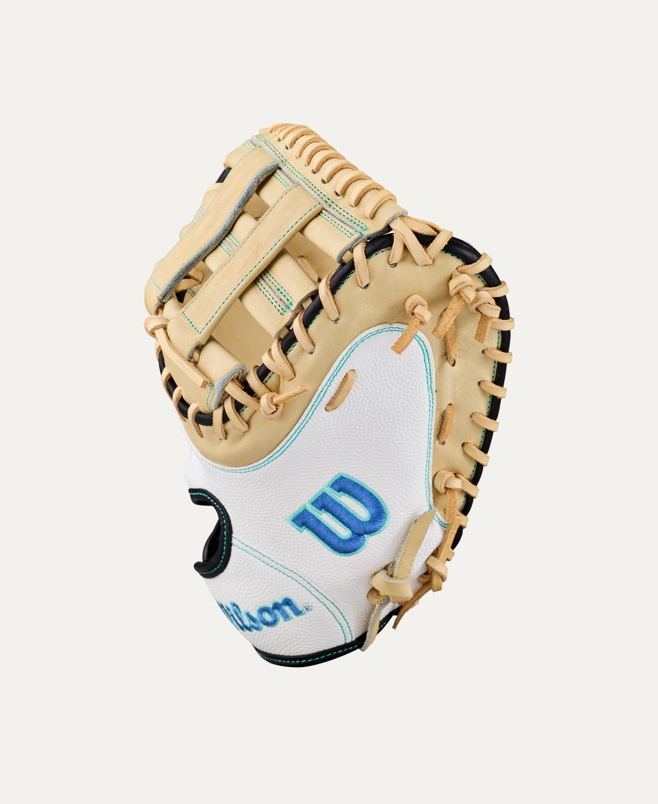 Wilson 2027 A2000® FPCM23SS 34” Fastpitch Catcher’s Mitt: WBG07301RT34
