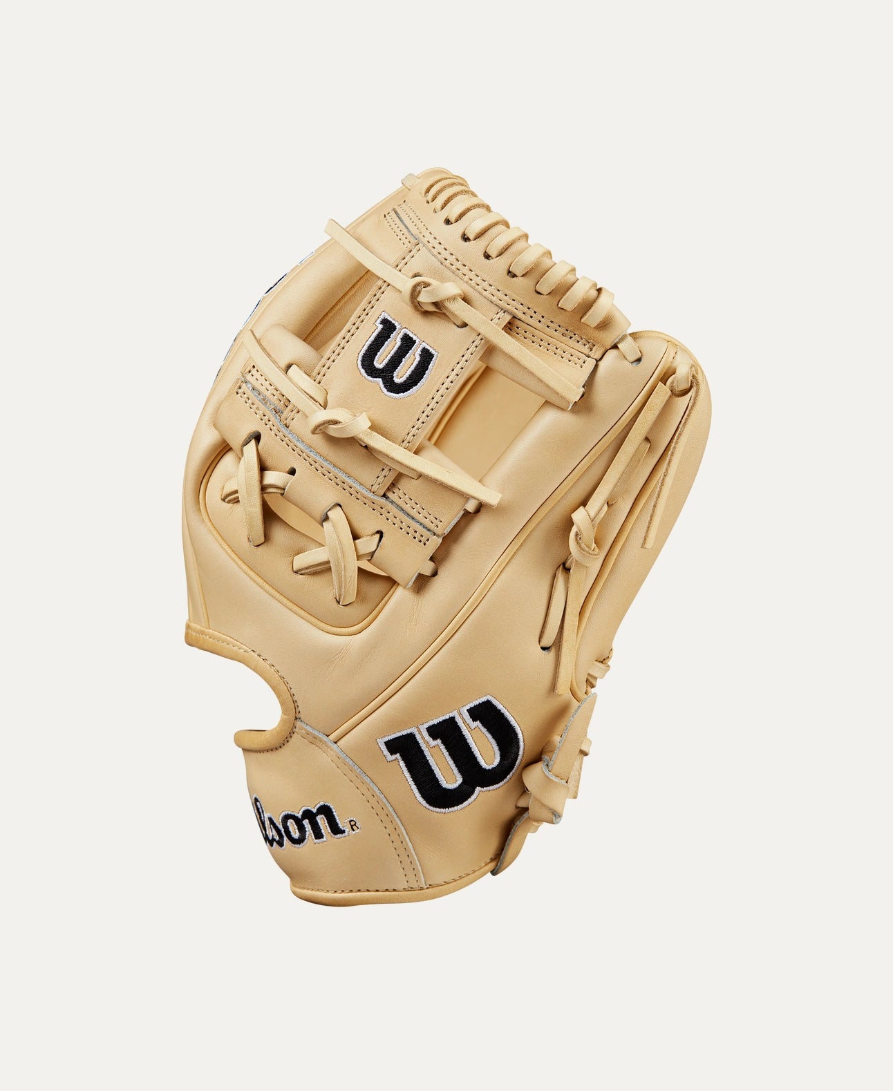 Wilson 2024 Baseball Classics Series A2000 Blonde 1786 11.5” Infield Baseball Glove: WBW102072115