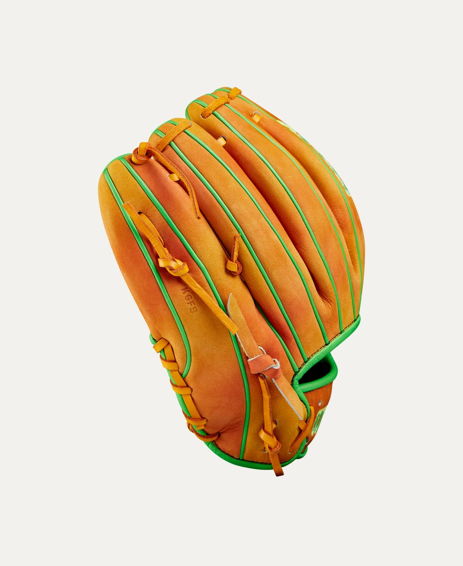 Wilson A2000® Georgia Peach 1786 11.5” Infield Baseball Glove: WBW102256115