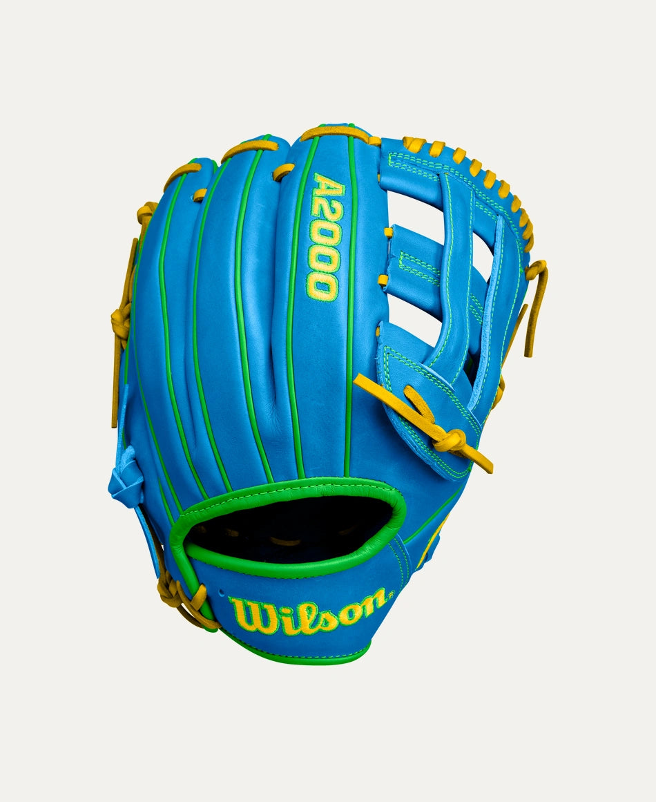 Wilson Spring 2025 A2000® PP05 11.5” Infield Baseball Glove: WBW102548115