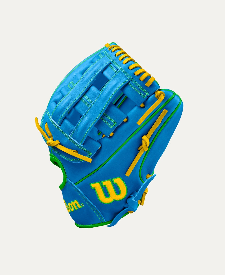 Wilson Spring 2025 A2000® PP05 11.5” Infield Baseball Glove: WBW102548115