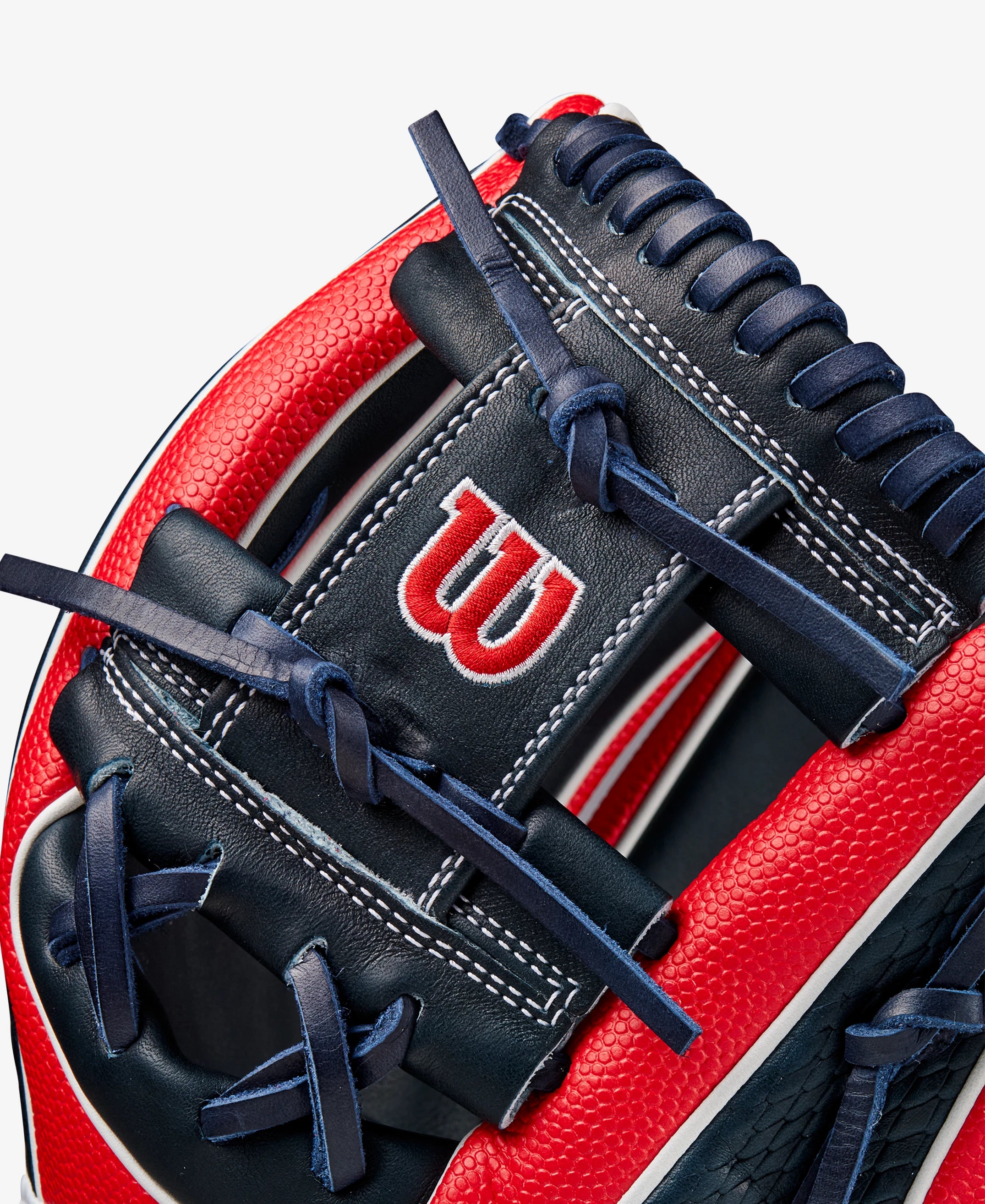 Wilson Fall 2024 A2K® 1724SS 11.75” Infield Baseball Glove: WBW1026171175