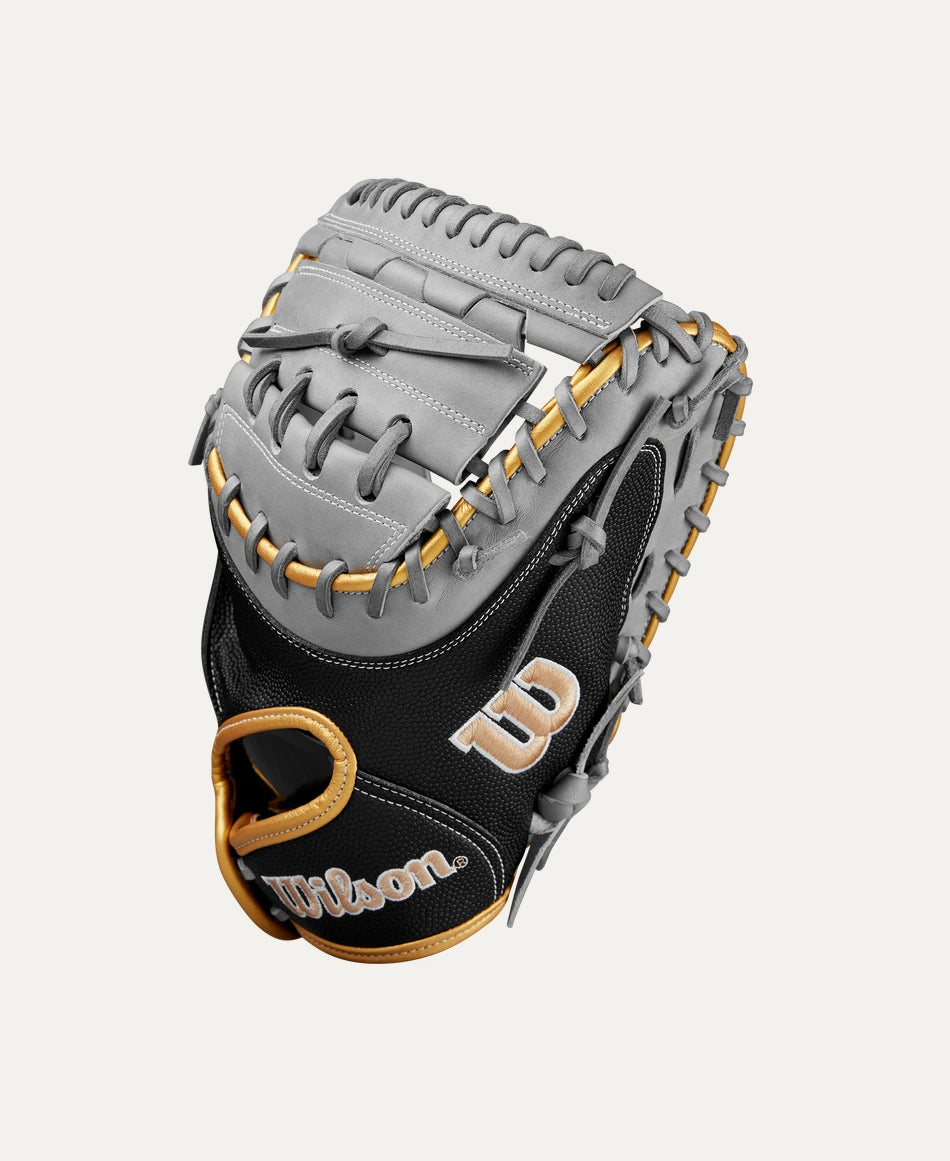 Wilson Spring 2025 A2000® FPCM23 34” Fastpitch Catcher’s Mitt: WBW10274434