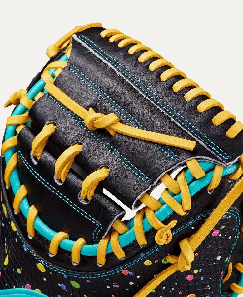 Wilson Spring 2025 A2000® PF33SS 33” Baseball Catcher's Mitt: WBW10275 Wilson Spring 2025 A2000® PF33SS 33” Baseball Catcher's Mitt: WBW10275