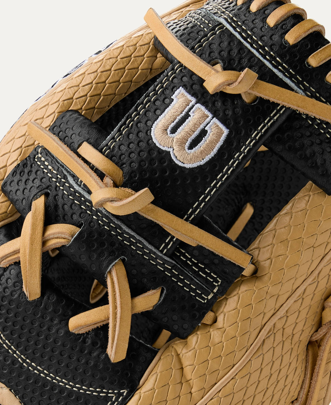 Wilson Summer 2025 A2000 Ke'Bryan Hayes GM 11.75” Infield Baseball Glove: WBW1032961175