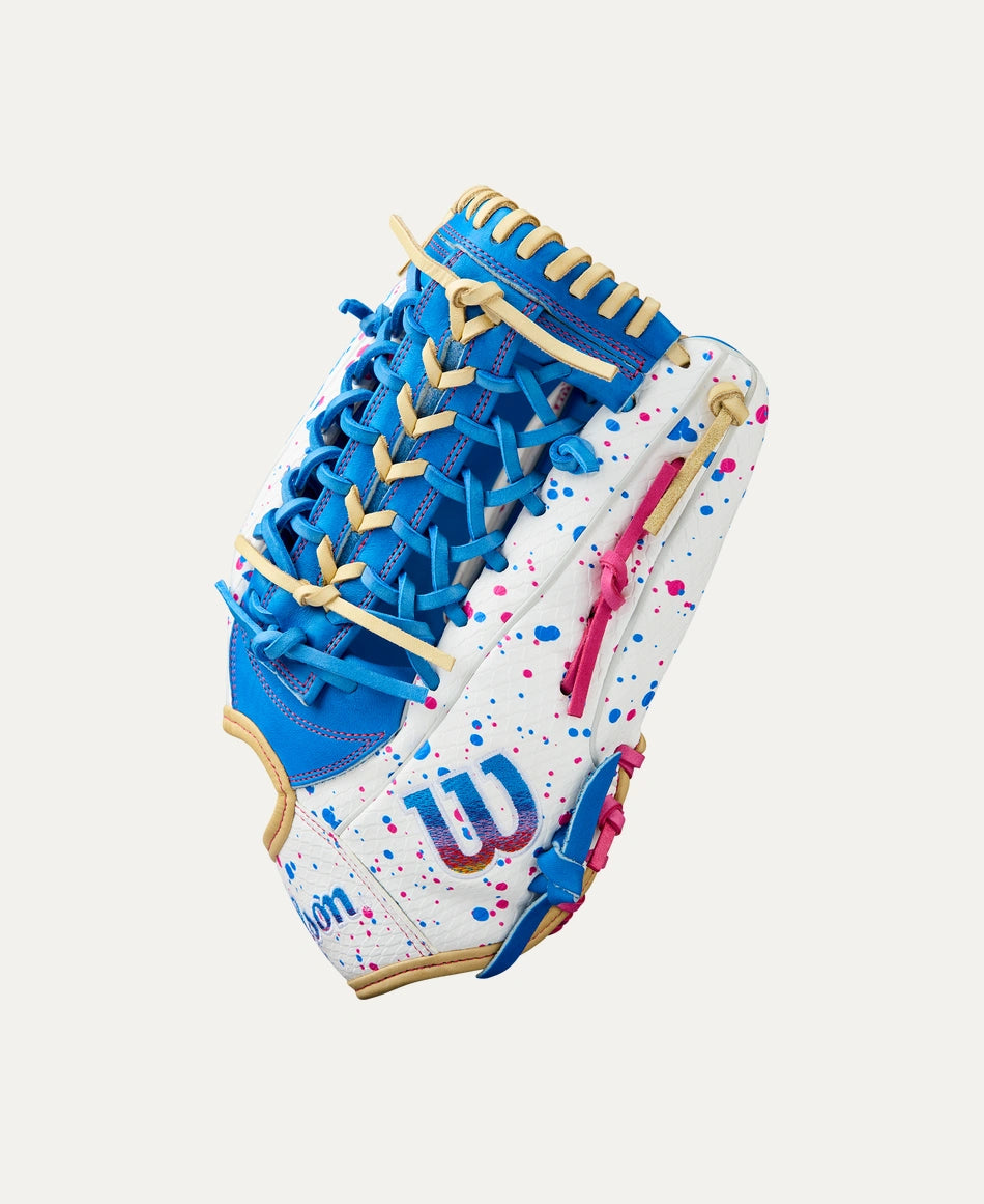 Wilson 2025 Love the Moment™ A2000® T125SS 12.5” Outfield Fastpitch Softball Glove: WBW103445125