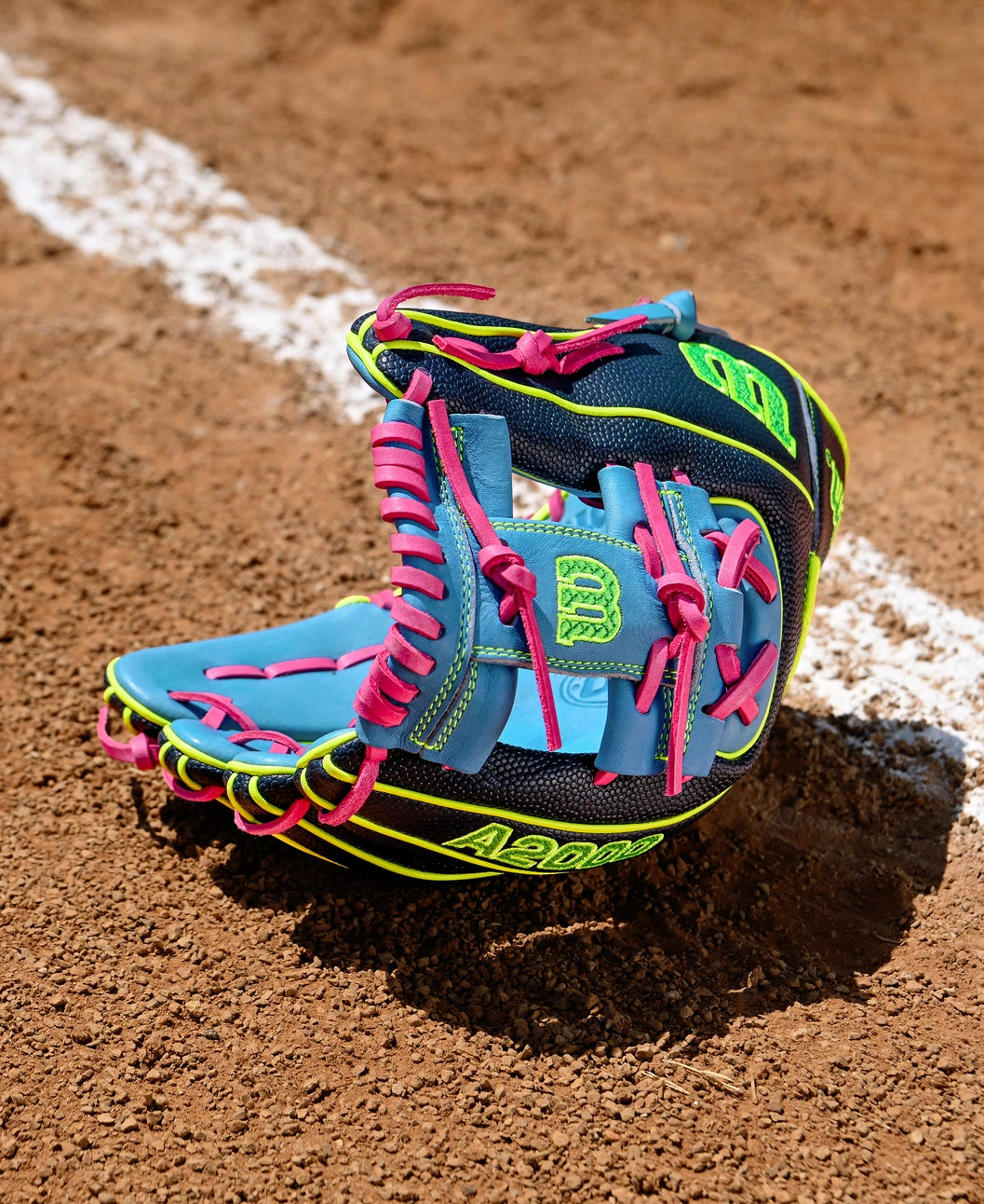 Wilson Winter 2025 A2000® 1786SS 11.5” Infield Baseball Glove: WBW103450115