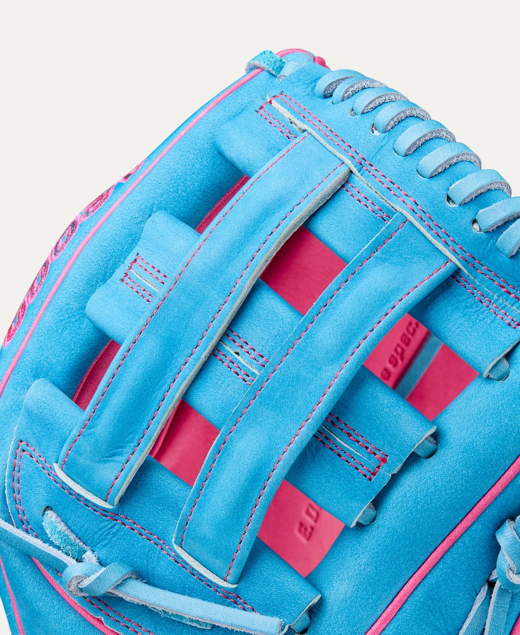 Wilson Fall 2025 Elly De La Cruz A2000® EDLC44 GM 12” Infield Baseball Glove: WBW1034512