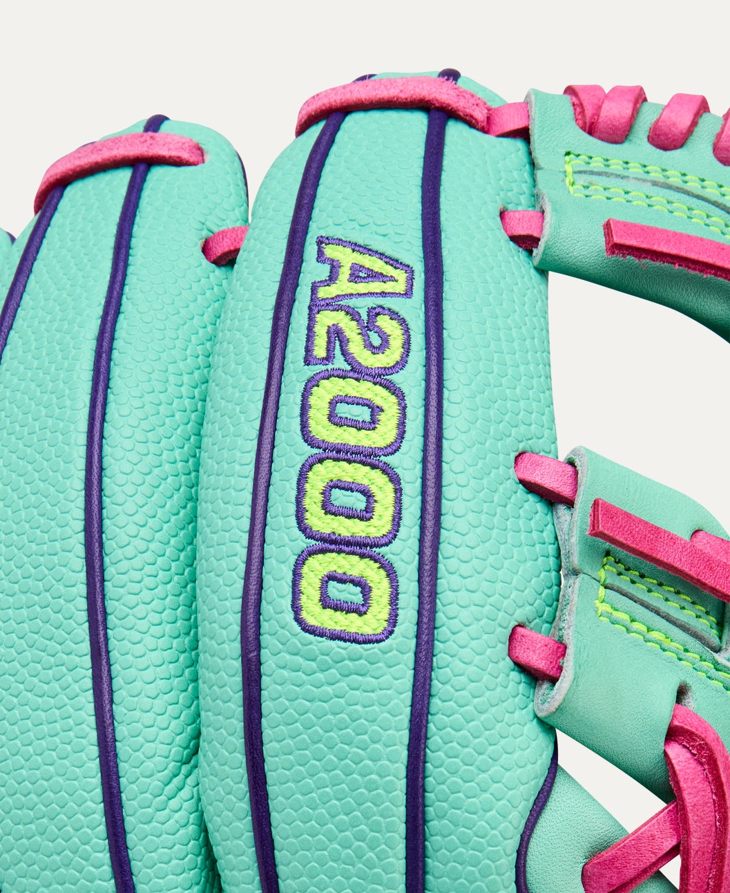 Wilson Fall 2025 A2000® DP15SS 11.5” Infield Baseball Glove: WBW103461115