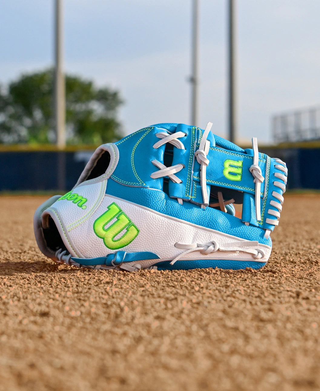 Wilson Fall 2025 A2000®FP H12 12” Infield Fastpitch Softball Glove: WBW10348612