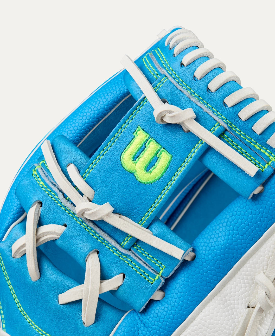 Wilson Fall 2025 A2000®FP H12 12” Infield Fastpitch Softball Glove: WBW10348612