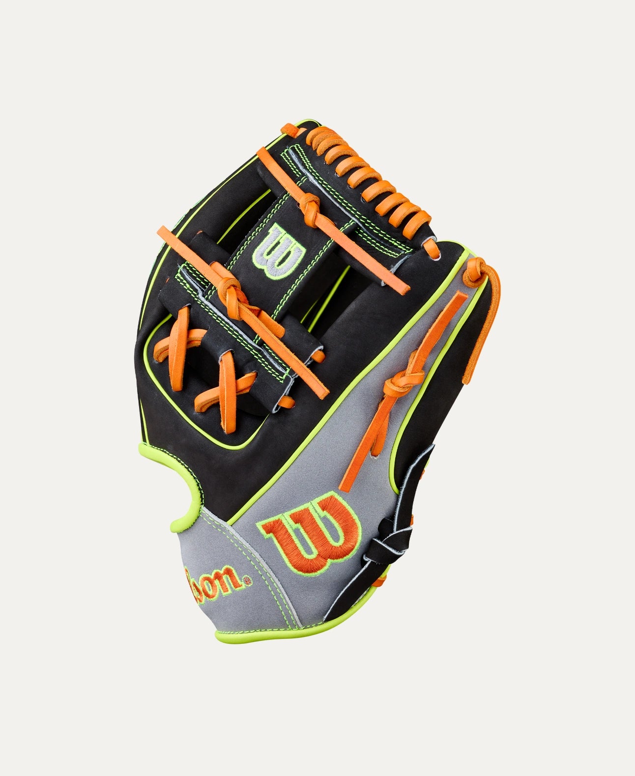 Wilson 2025 Reflective A2000® 1786 11.5” Infield Baseball Glove: WBW104090115