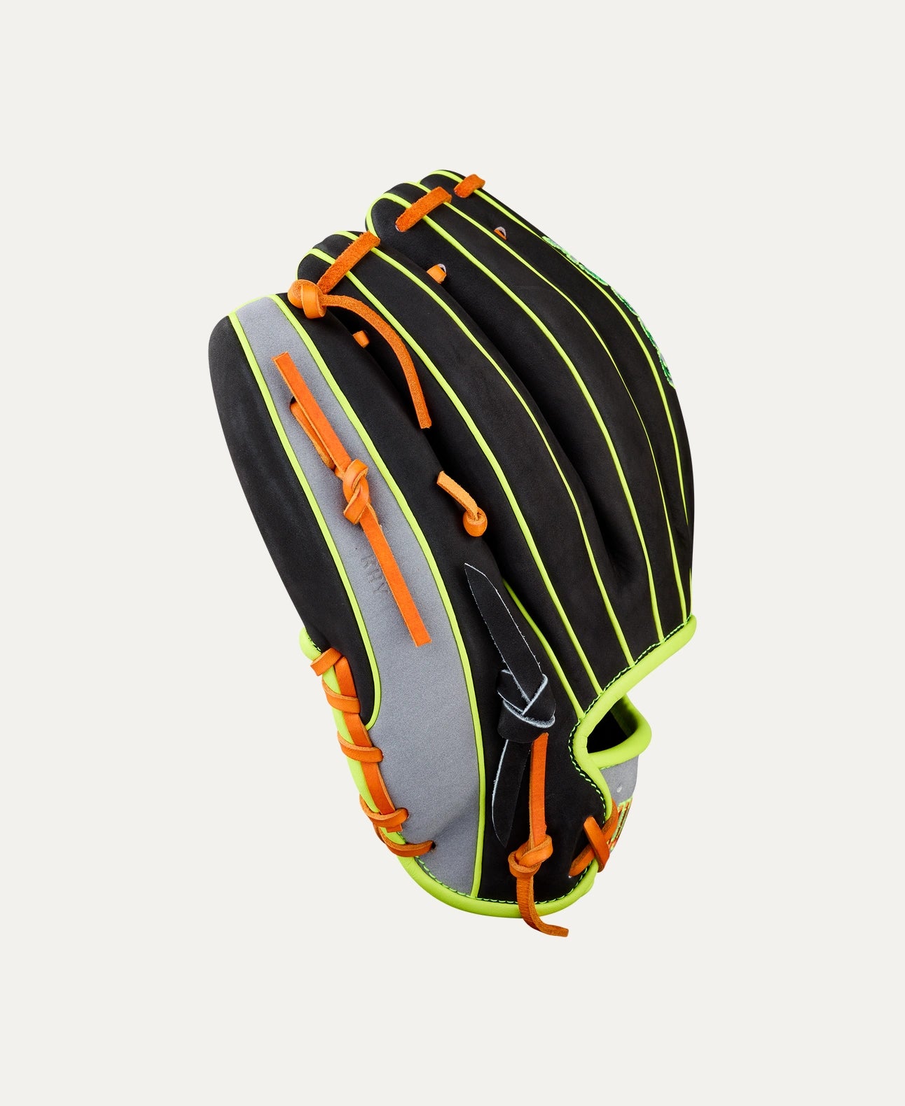 Wilson 2025 Reflective A2000® 1786 11.5” Infield Baseball Glove: WBW104090115