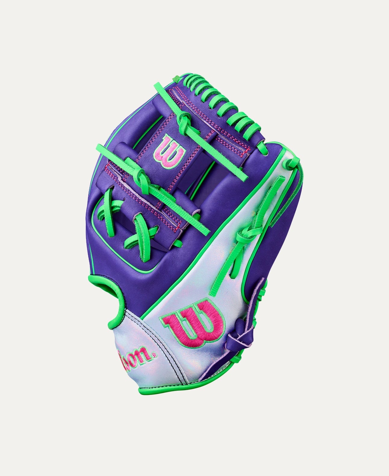 Wilson 2025  Iridescent A2000® 1786 11.5” Infield Baseball Glove: WBW104090115