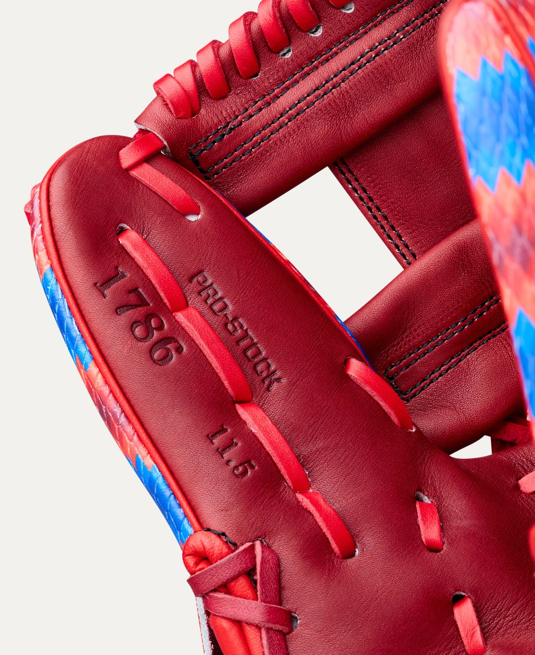 Wilson 2025 Chinook Seedery Smokehouse BBQ A2000® 1786SS 11.5” Infield Baseball Glove: WBW104633115